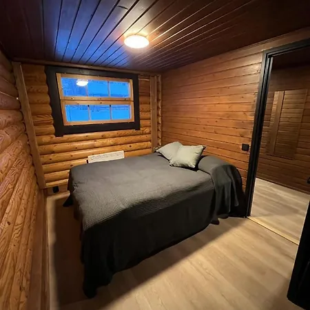 別荘 Arvonelioet Lomahimos 18